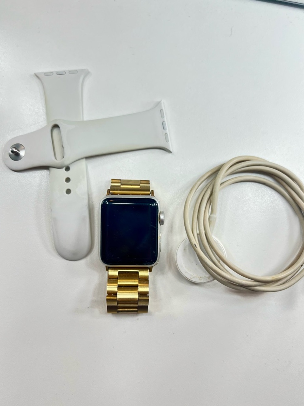 Series 3 Apple Watch Silver with Charging Cable and Two Band